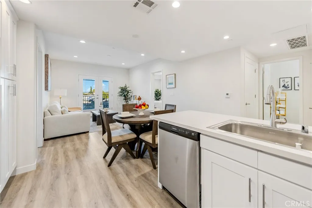 419 N Chandler Avenue 308, Monterey Park, California 91754 home-pic-5