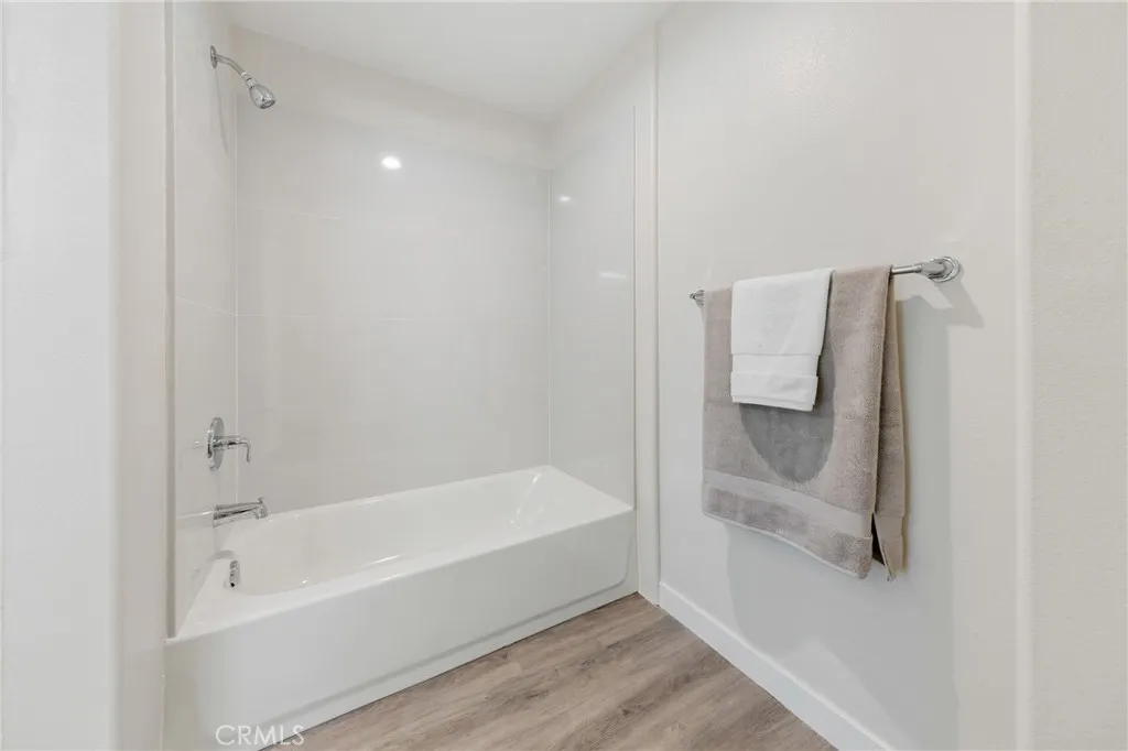 419 N Chandler Avenue 308, Monterey Park, California 91754 home-pic-14