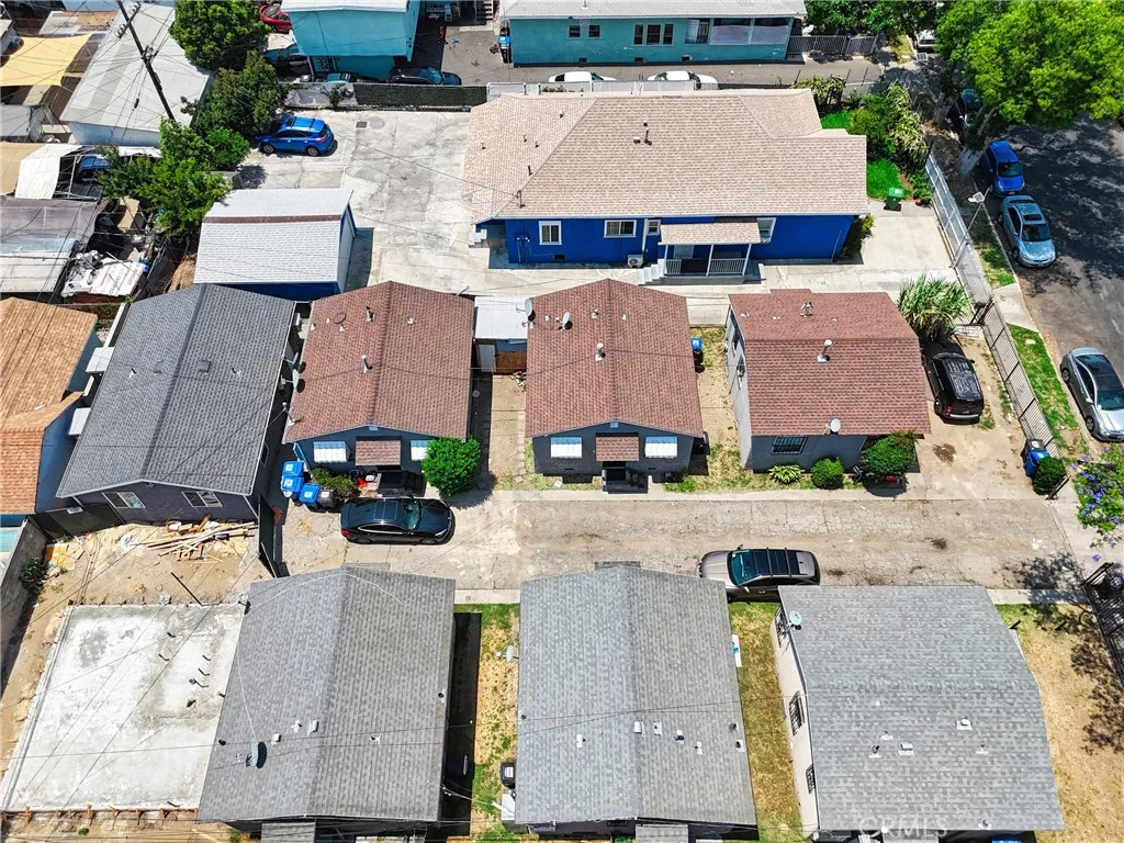 500 64th, Los Angeles, California 90003 home-pic-32