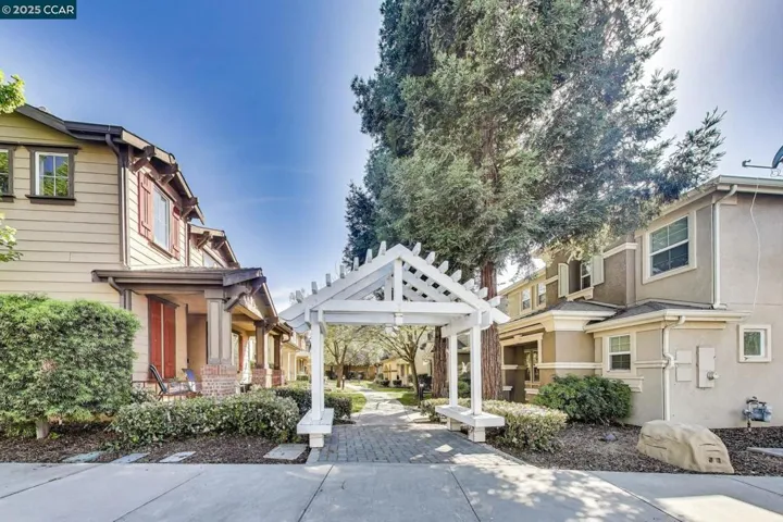 95 Olmsted Ct, Pittsburg, California 94565