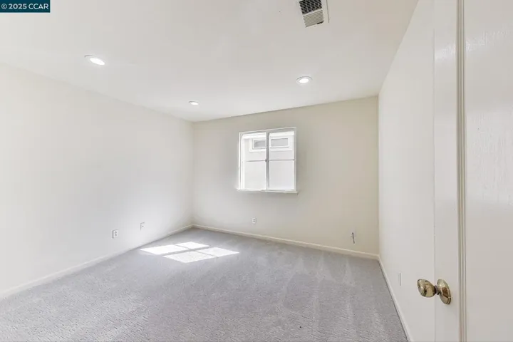 95 Olmsted Ct, Pittsburg, California 94565