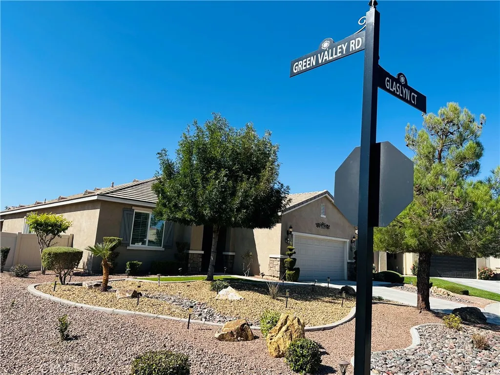 19369 Glaslyn, Apple Valley, California 92308 home-pic-26