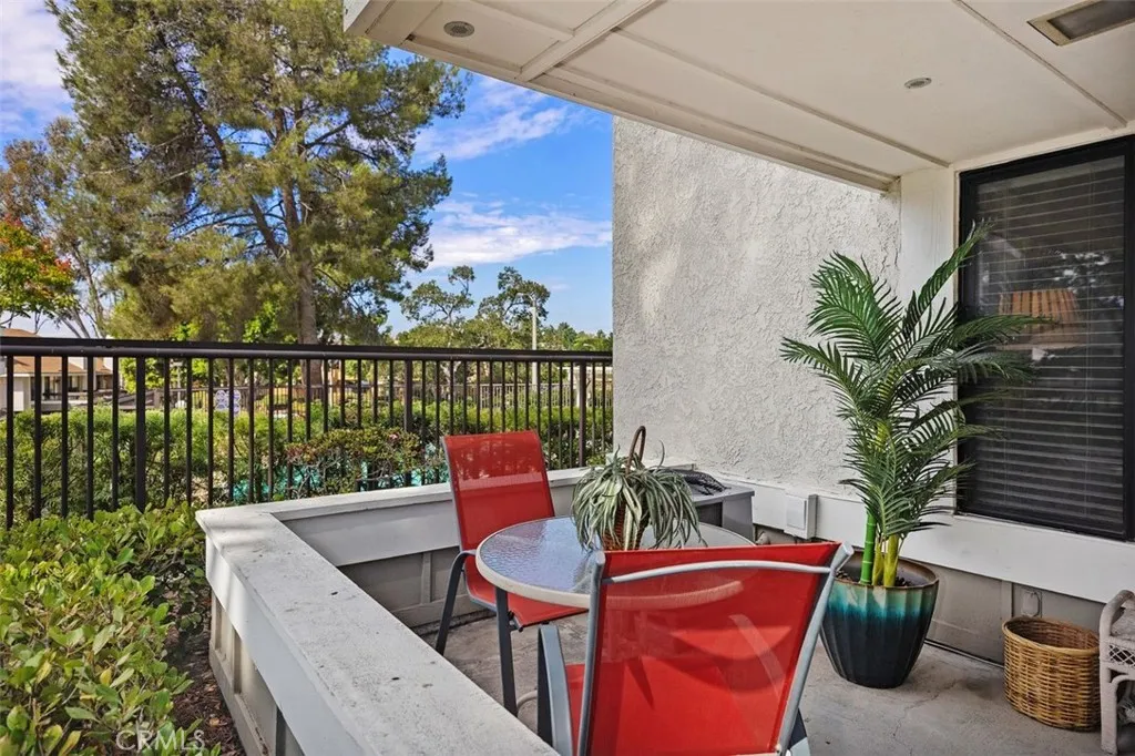 22201 Center Pointe, Lake Forest, California 92630 home-pic-13