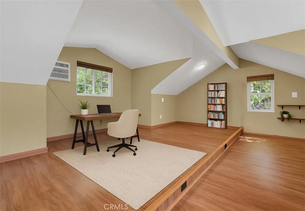 23882 Skyland Drive, Crestline, California 92325 home-pic-22