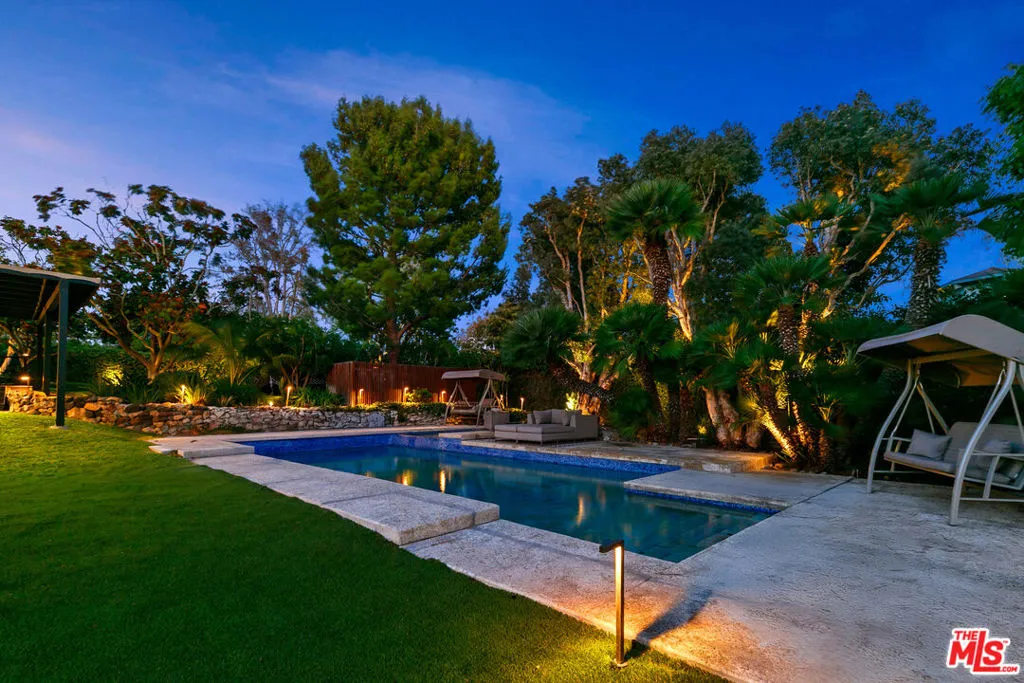 6649 Zumirez Drive, Malibu, California 90265 home-pic-60