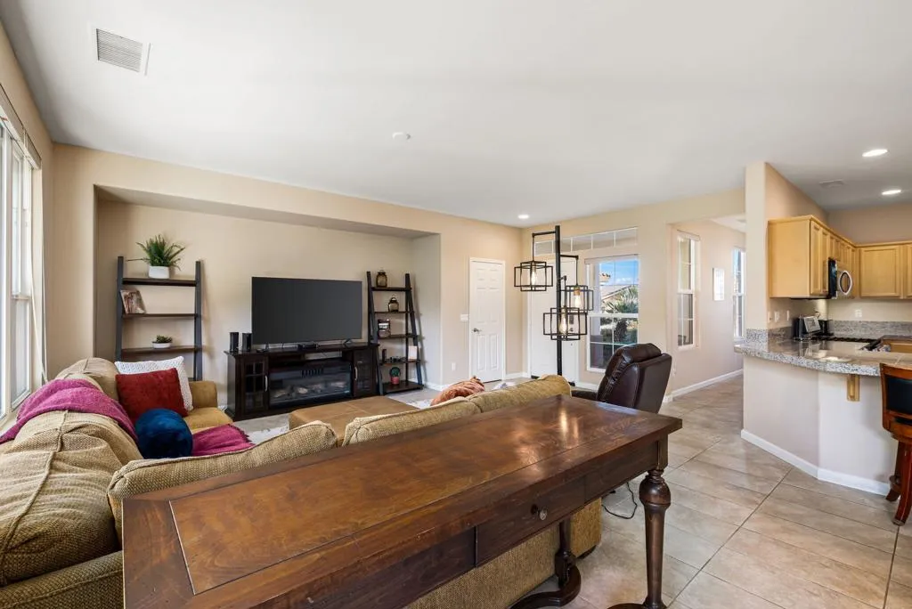 60237 Angora Court, La Quinta, California 92253 home-pic-9
