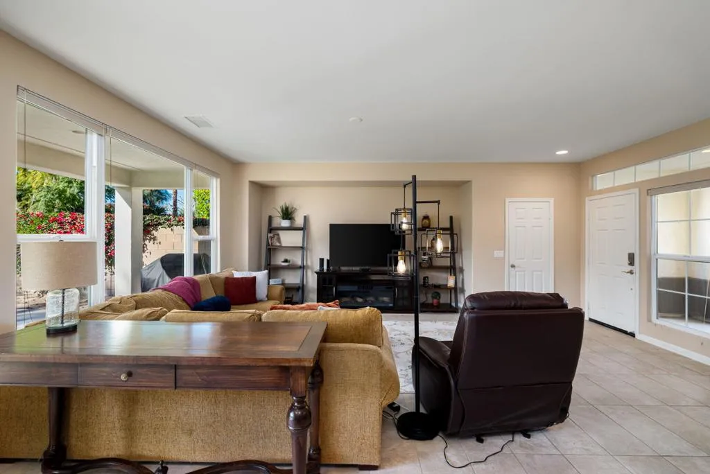60237 Angora Court, La Quinta, California 92253 home-pic-8