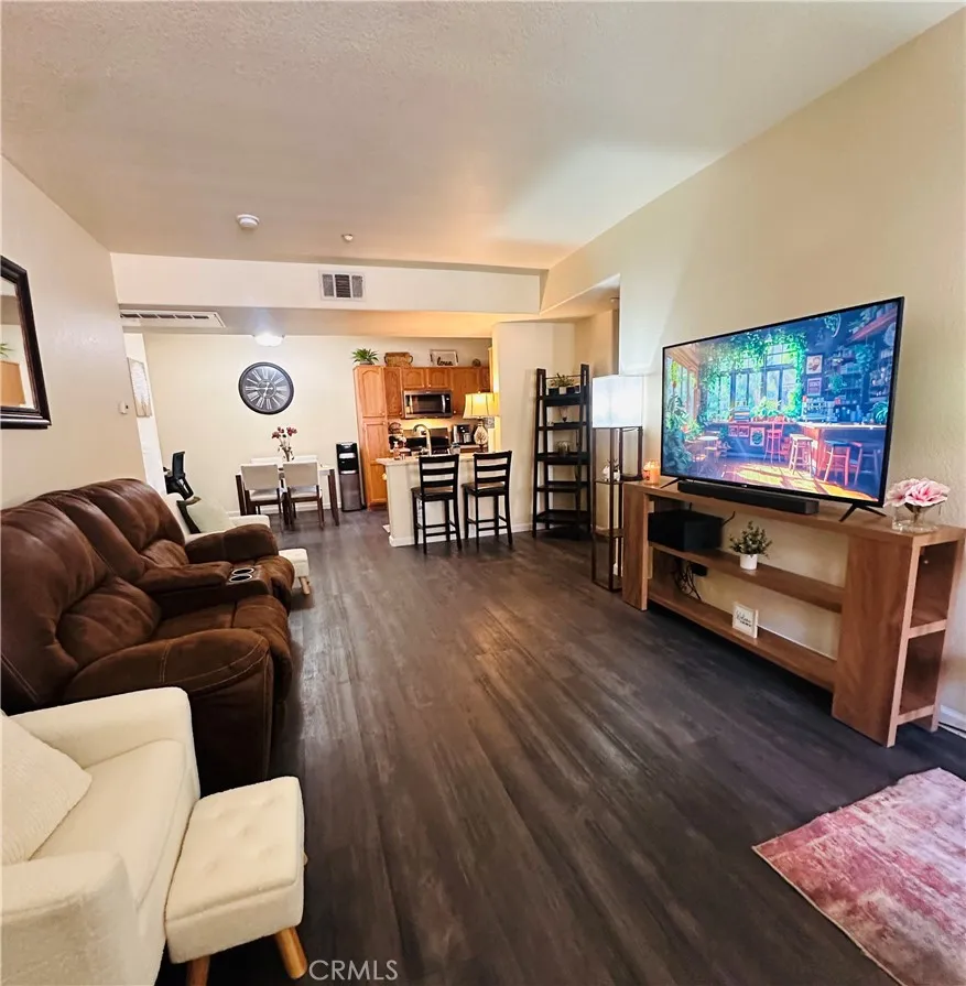 41410 Juniper Street 1121, Murrieta, California 92562 home-pic-2