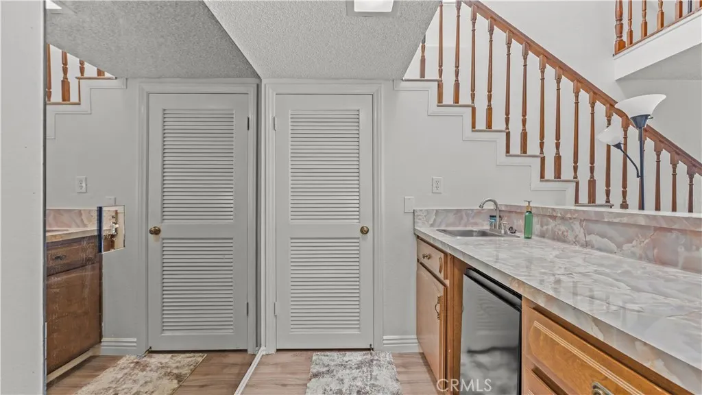 1747 Lomas Privadas Dr, San Bernardino, California 92404 home-pic-17