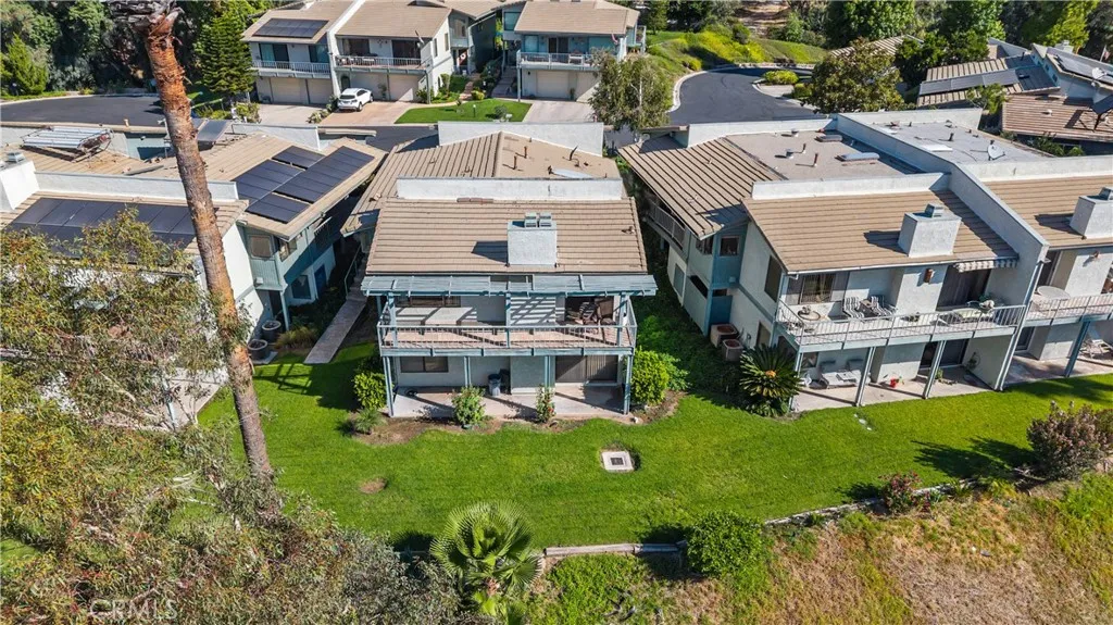 1747 Lomas Privadas Dr, San Bernardino, California 92404 home-pic-29