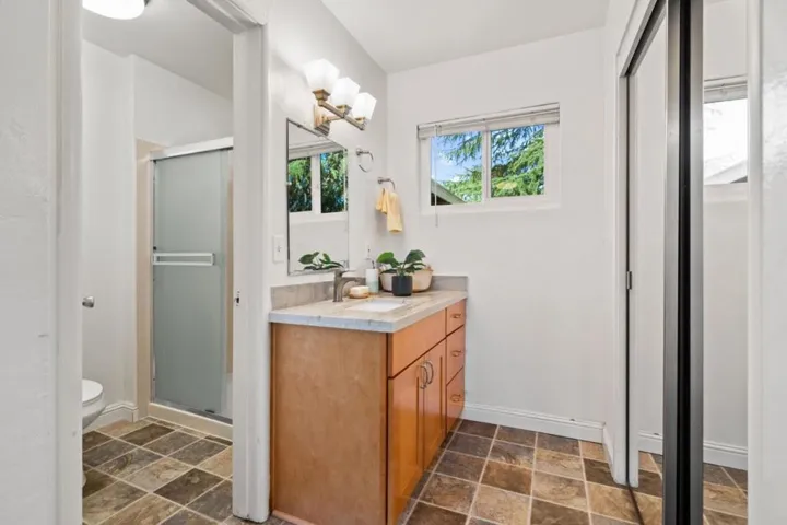 20141 Mendelsohn Lane, Saratoga, California 95070