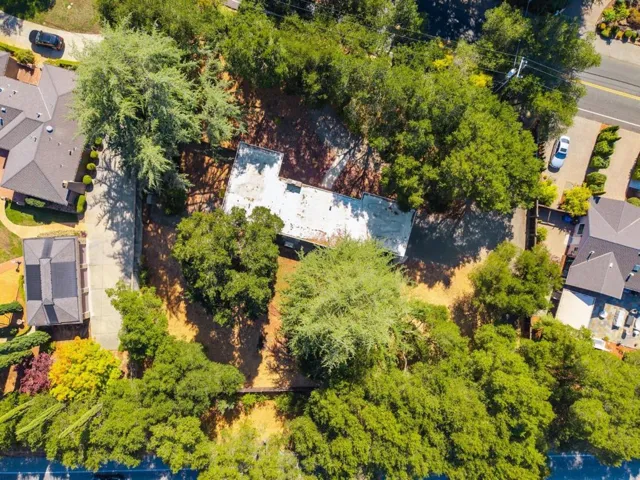 20141 Mendelsohn Lane, Saratoga, California 95070