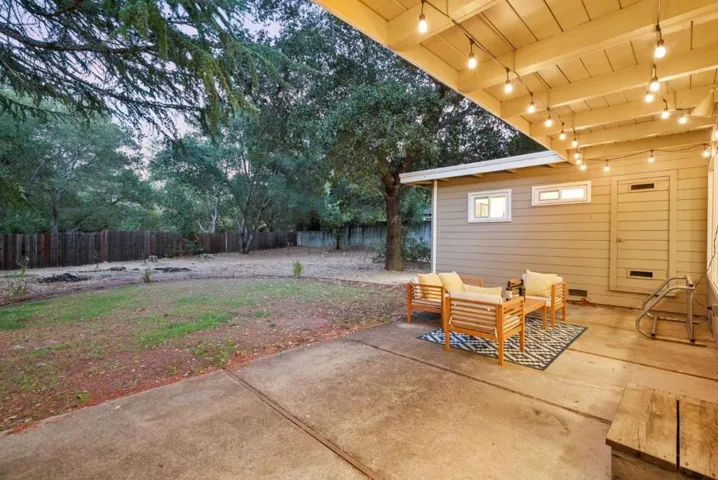 20141 Mendelsohn Lane, Saratoga, California 95070