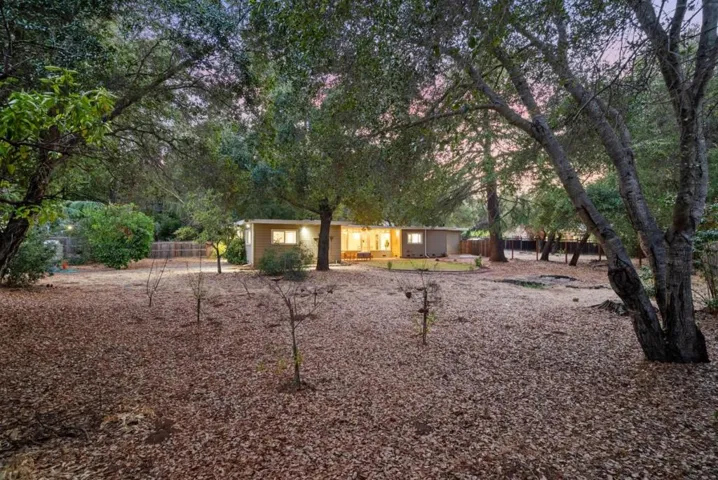 20141 Mendelsohn Lane, Saratoga, California 95070