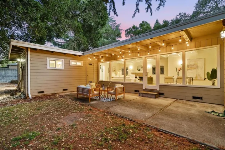 20141 Mendelsohn Lane, Saratoga, California 95070