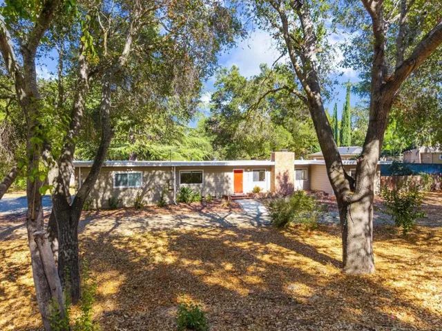 20141 Mendelsohn Lane, Saratoga, California 95070