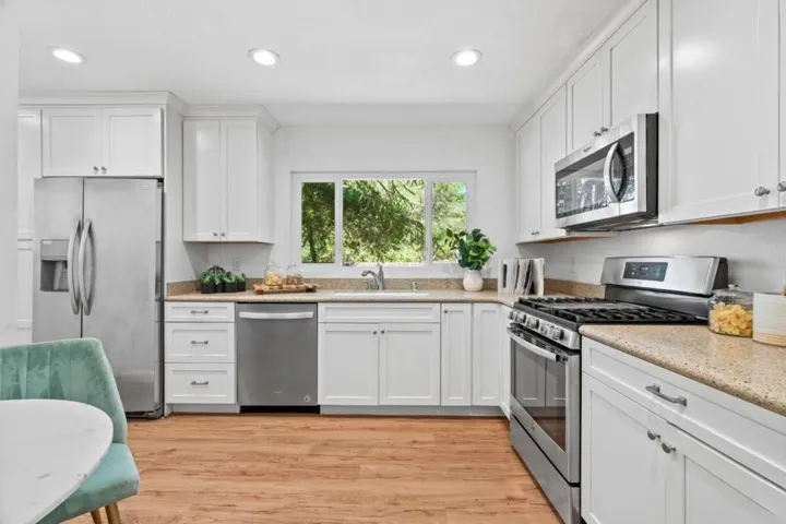 20141 Mendelsohn Lane, Saratoga, California 95070