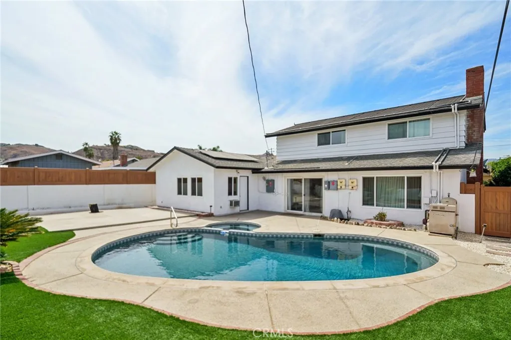 3585 Dixie Lane, Riverside, California 92503 home-pic-0
