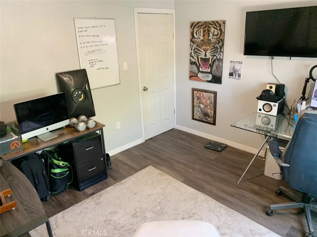 20415 Myron St, Perris, California 92570 home-pic-12