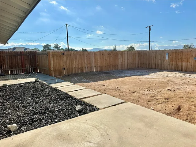 22355 Standing Rock Avenue, Apple Valley, California 92307