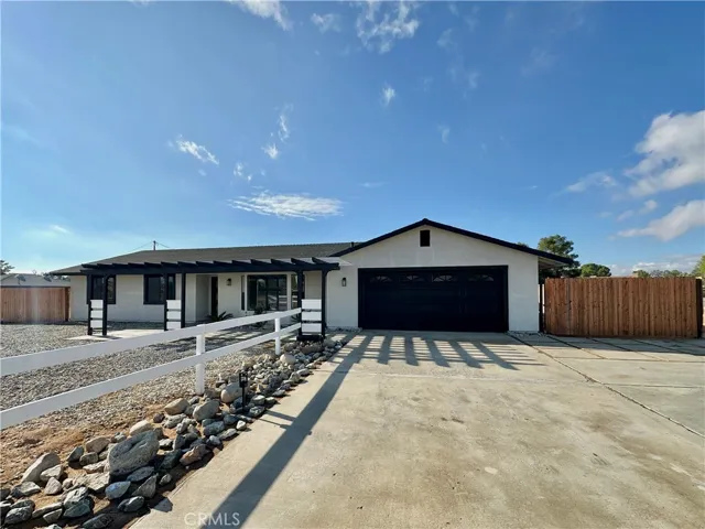 22355 Standing Rock Avenue, Apple Valley, California 92307