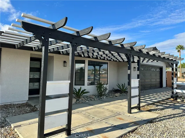 22355 Standing Rock Avenue, Apple Valley, California 92307