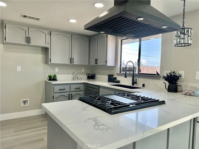 22355 Standing Rock Avenue, Apple Valley, California 92307