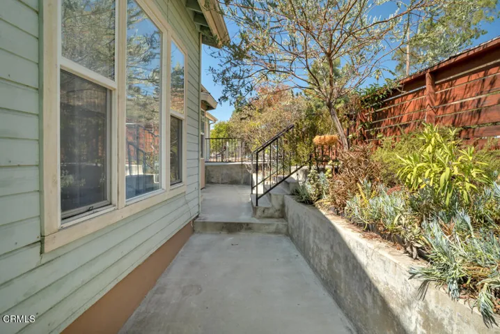 1300 Blue Hill Rd-HsHProd-16