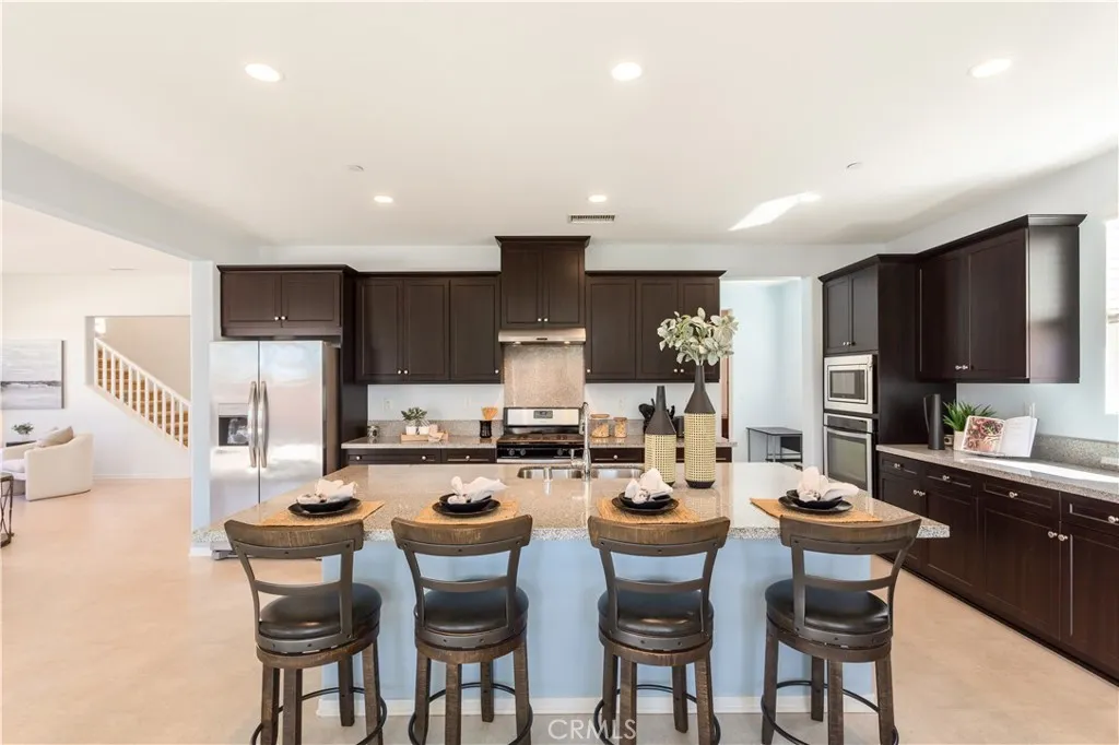 34901 Limecrest, Murrieta, California 92563 home-pic-2