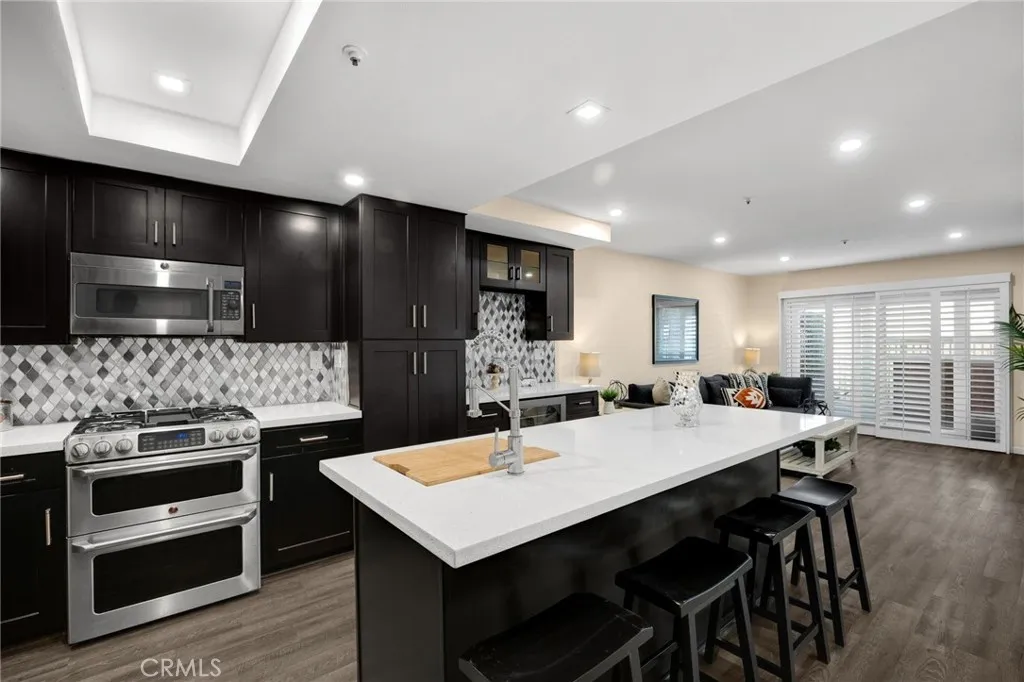 1544 Elegante Court, Corona, California 92882 home-pic-7