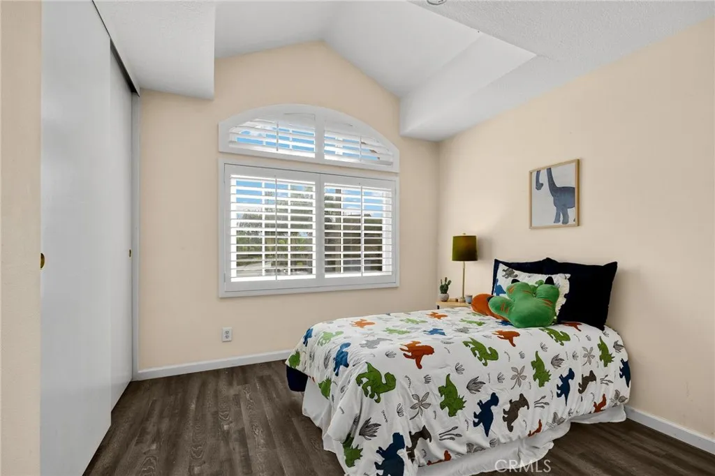 1544 Elegante Court, Corona, California 92882 home-pic-16