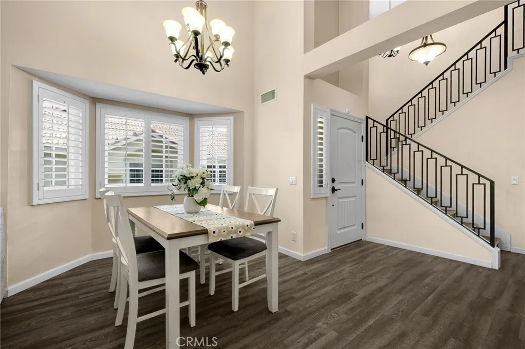 1544 Elegante Court, Corona, California 92882 home-pic-10