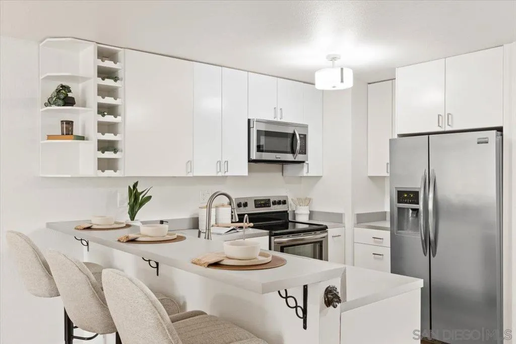 , San Diego, California 92116 home-pic-13