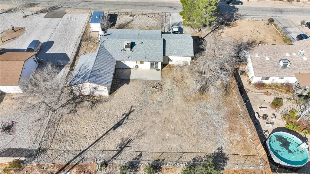 9983 Ladera Avenue, Lucerne Valley, California 92356 home-pic-35