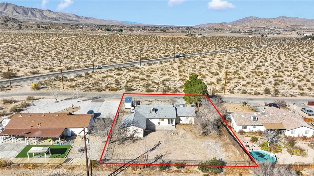 9983 Ladera Avenue, Lucerne Valley, California 92356 home-pic-36