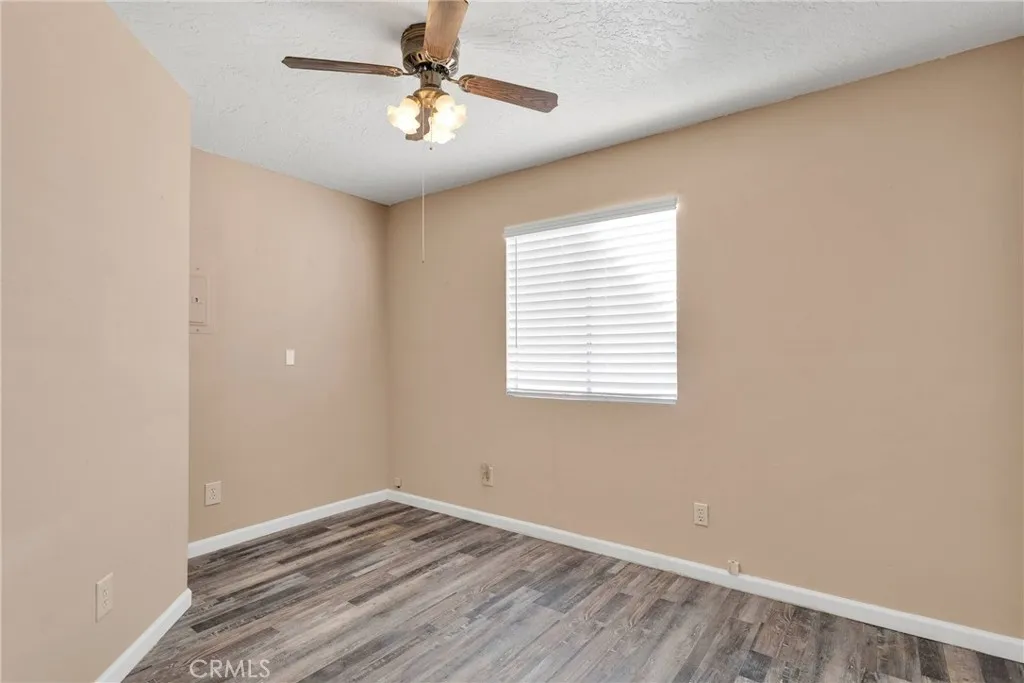 9983 Ladera Avenue, Lucerne Valley, California 92356 home-pic-19