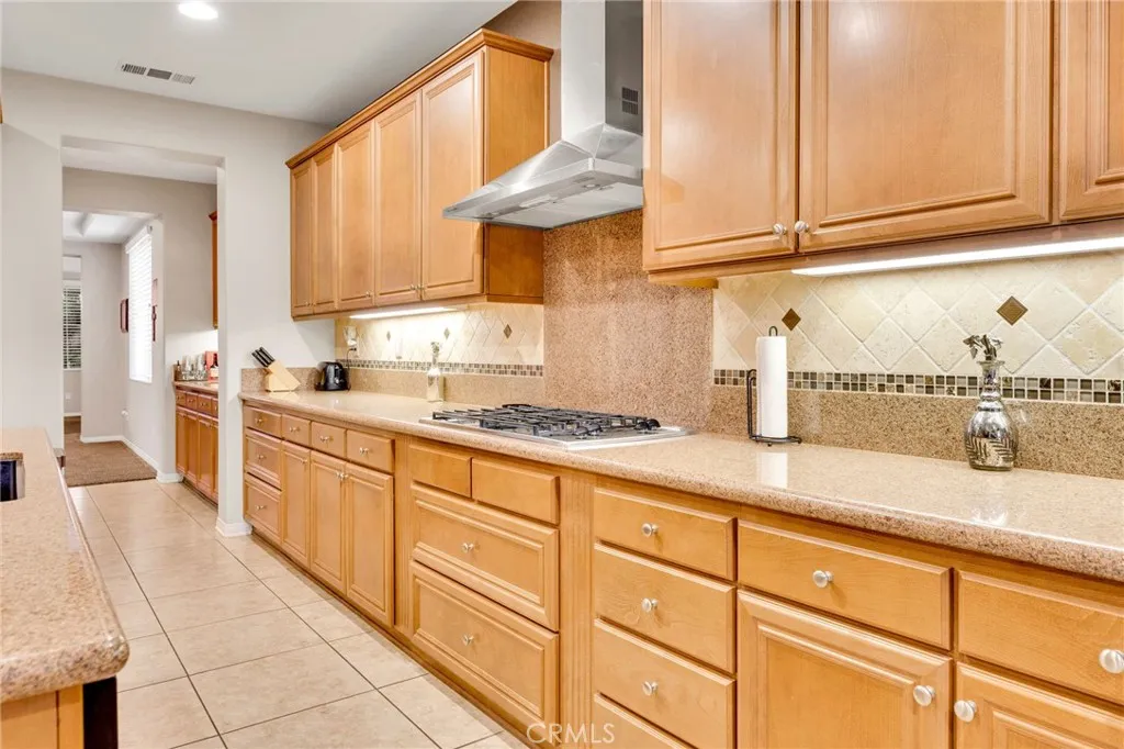 14380 Belhaven Avenue, Chino, California 91710 home-pic-22