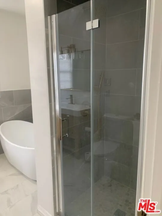 1937 W 80th Street, Los Angeles, California 90047 home-pic-12