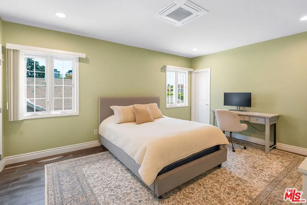 207 N Doheny Drive, Beverly Hills, California 90211 home-pic-7