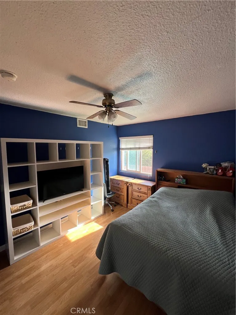4 Turn Post Lane, Pomona, California 91766 home-pic-24