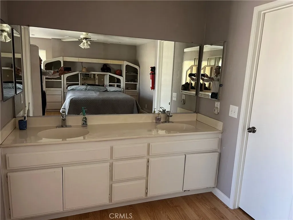 4 Turn Post Lane, Pomona, California 91766 home-pic-35
