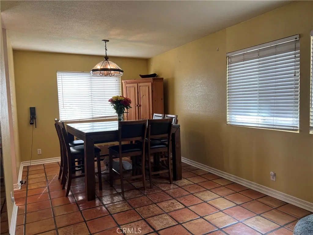 4 Turn Post Lane, Pomona, California 91766 home-pic-9