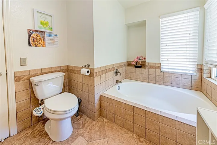 49 Stagecoach Drive, Phillips Ranch, California 91766