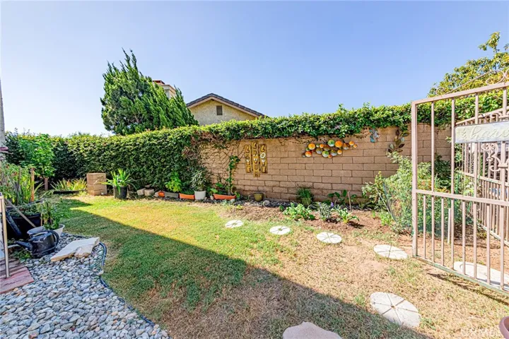 49 Stagecoach Drive, Phillips Ranch, California 91766