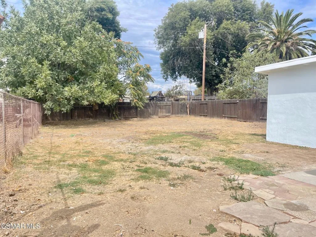 4327 Lou Drive, Simi Valley, California 93063 home-pic-22