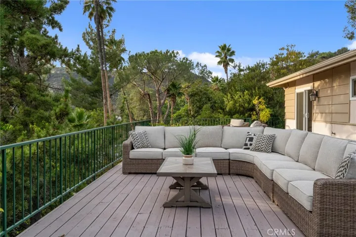 1660 Ferrari Drive, Beverly Hills, California 90210