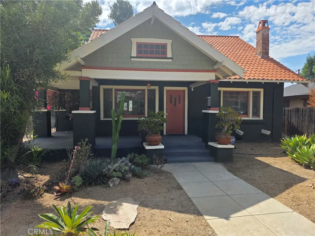 3992 Linwood Place, Riverside, California 92506 home-pic-0