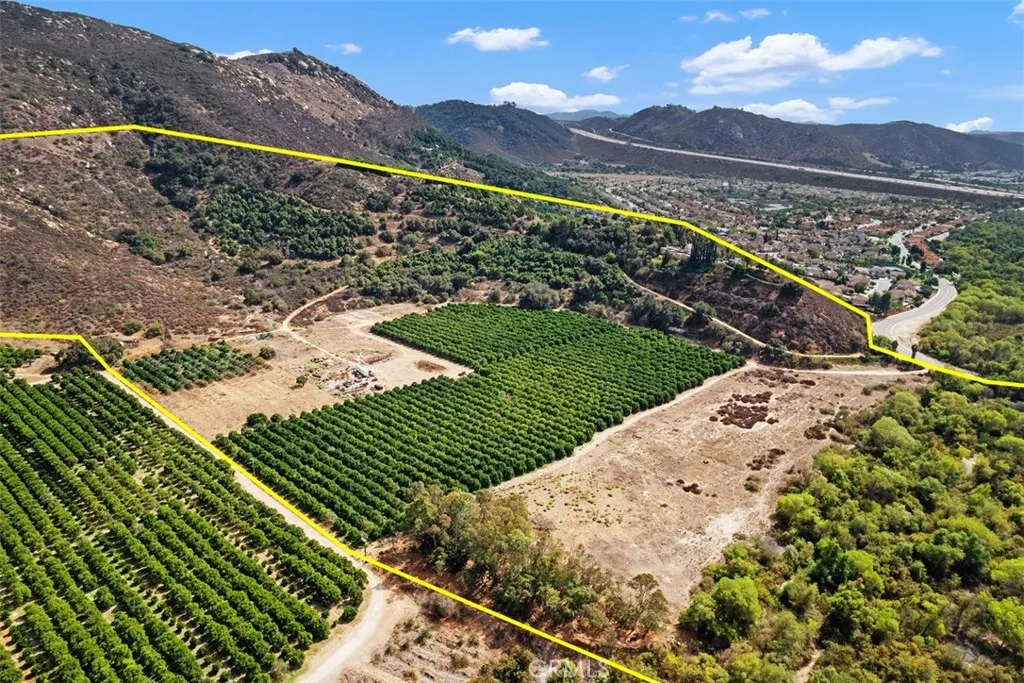 Approximate property lines