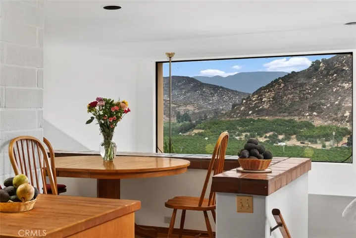 Breakfast nook