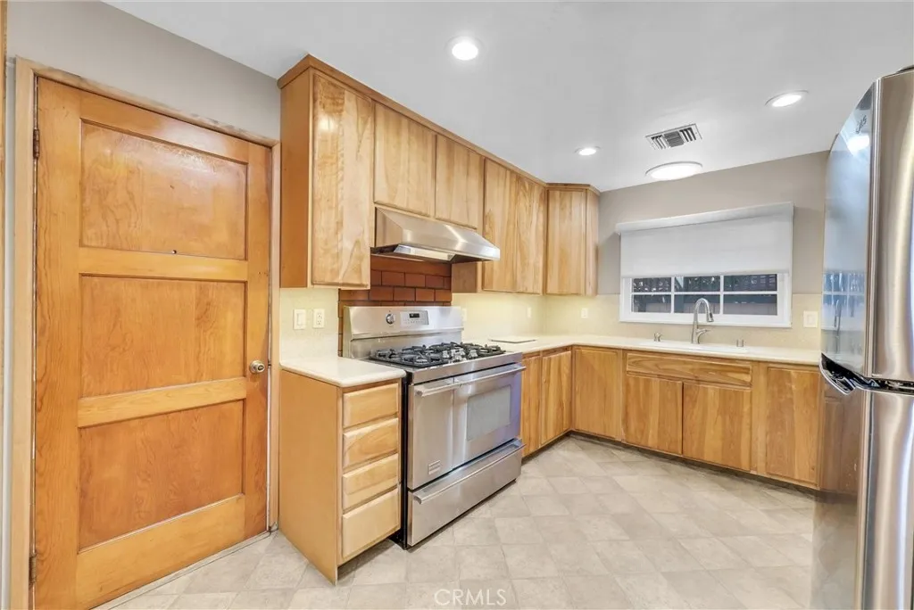6628 N Muscatel, San Gabriel, California 91775 home-pic-5